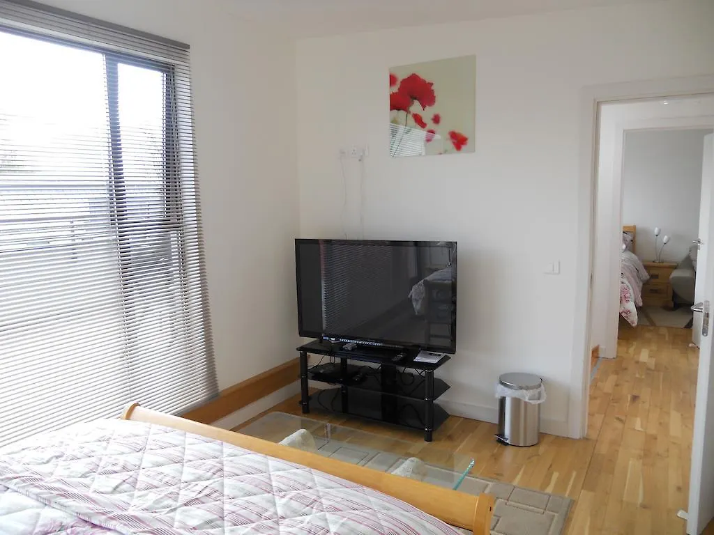 The Ash Killarney Apartment 0*,