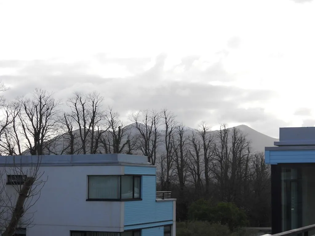 The Ash Killarney Apartment 0*,